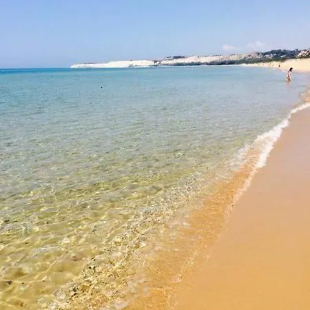 Casebianche Farmház Montallegro